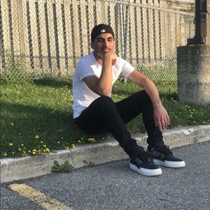 Meet your Posher, Es